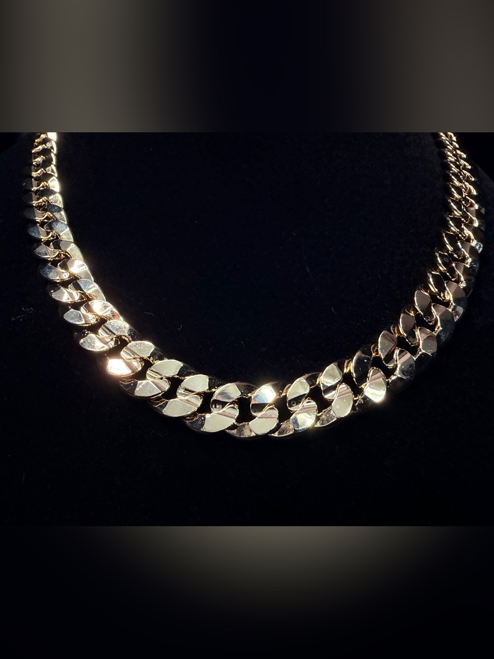 Cuban w/Concave 30in 9.3MM 14K gold necklace. Brand New. Statement Piece